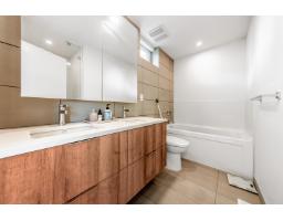 1 13359 Old Yale Road, Surrey, BC V3T0S4 Photo 11