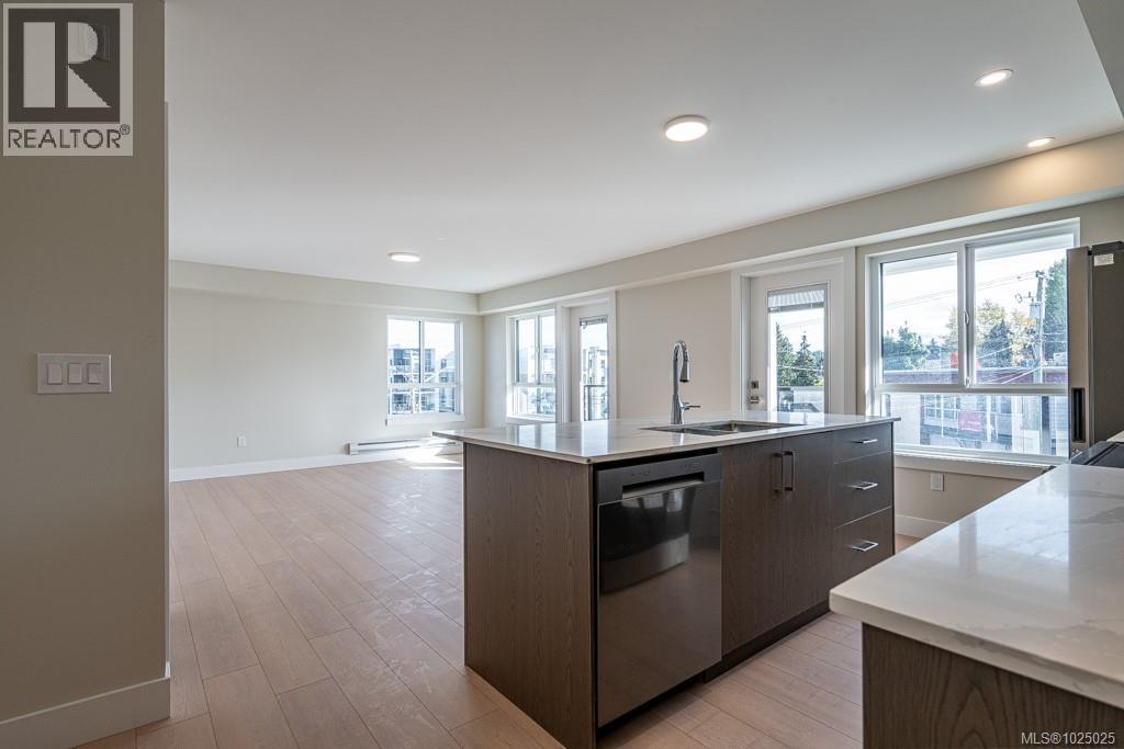 #312 171 Jensen Ave W - 1