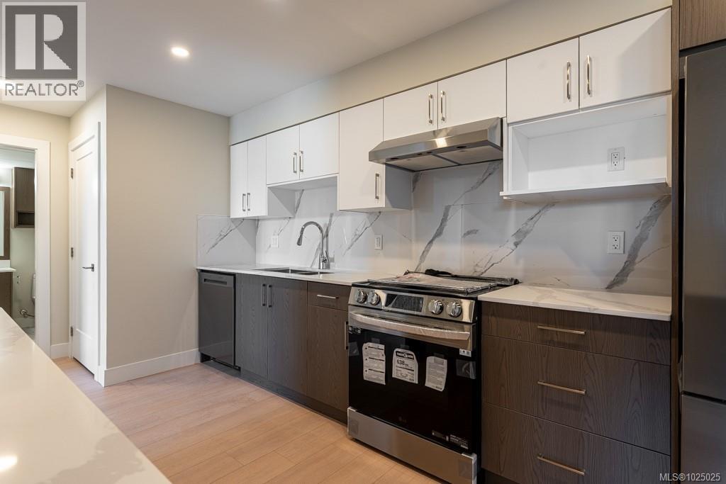 #312 171 Jensen Ave W - 3