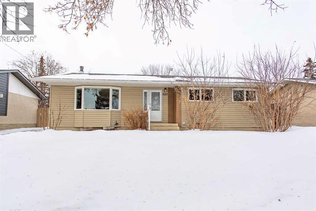 5210 47 Street, Lacombe