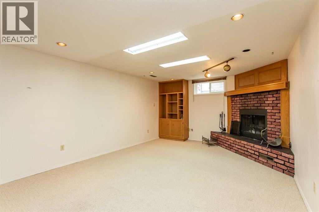 5210 47 Street, Lacombe