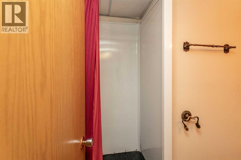 5210 47 Street, Lacombe