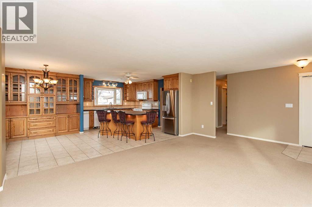 5210 47 Street, Lacombe