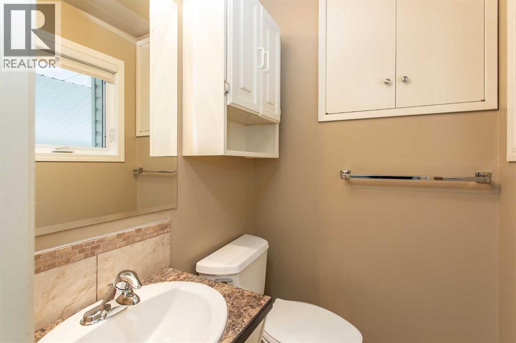 5210 47 Street, Lacombe