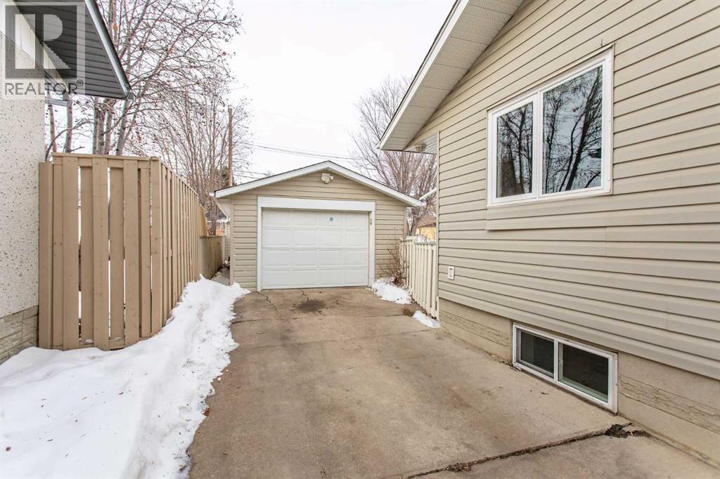 5210 47 Street, Lacombe