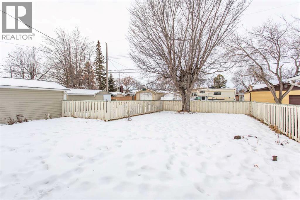 5210 47 Street, Lacombe