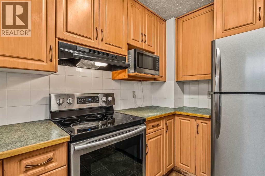 Single Family House for Sale in B  Avenue NE Whitehorn Calgary 