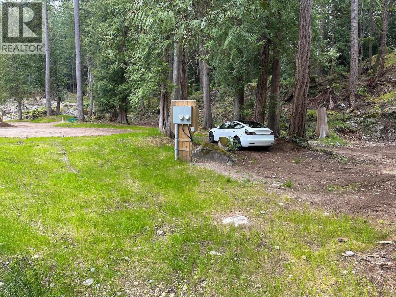 831 WINDJAMMER ROAD, Bowen Island