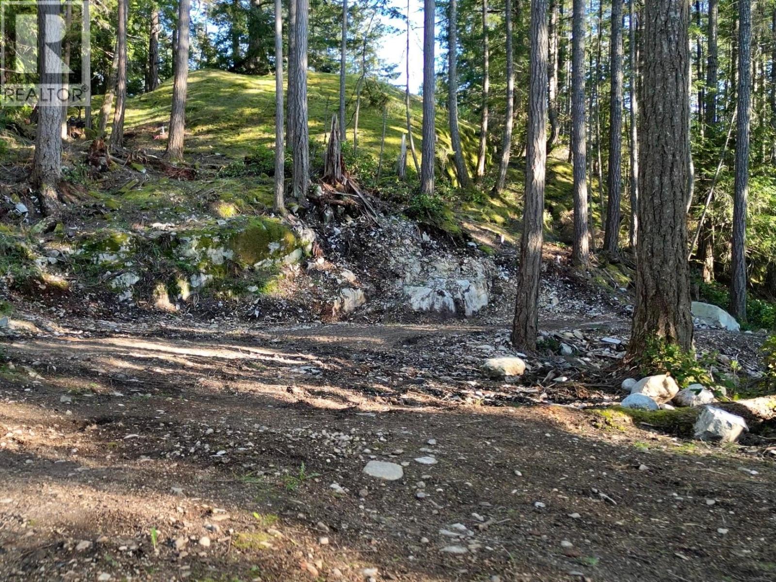 831 WINDJAMMER ROAD, Bowen Island