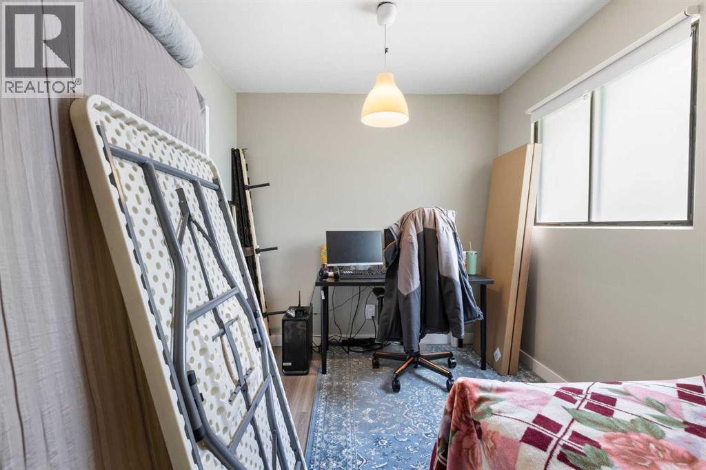 Single Family House Bungalow for Sale in  Gordon Drive SW Glamorgan Calgary 