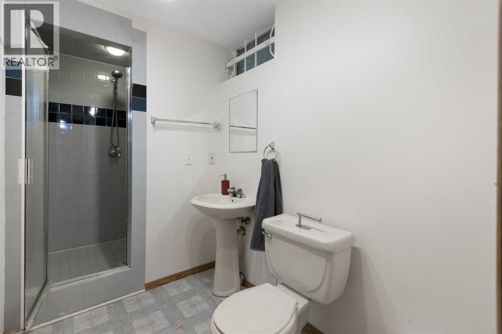 Single Family House Bungalow for Sale in  Gordon Drive SW Glamorgan Calgary 