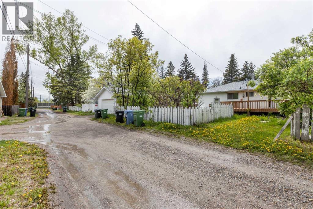 Single Family House Bungalow for Sale in  Gordon Drive SW Glamorgan Calgary 