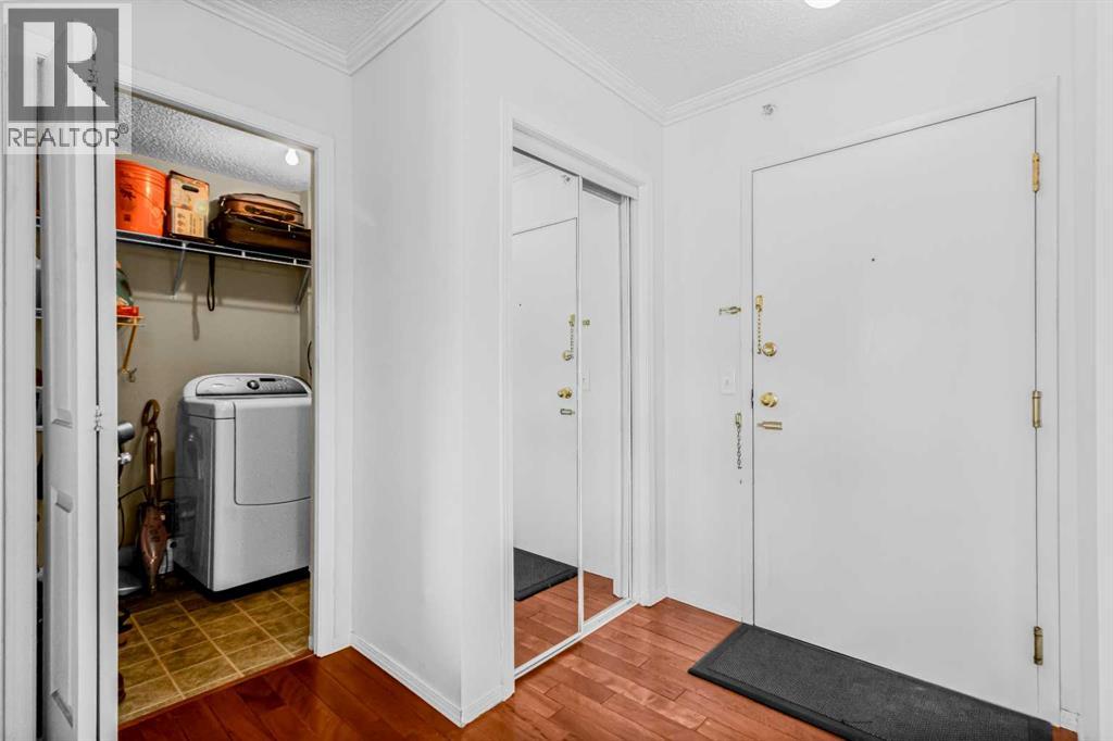 Single Family House for Sale in   Valleyview Park SE Dover Calgary 