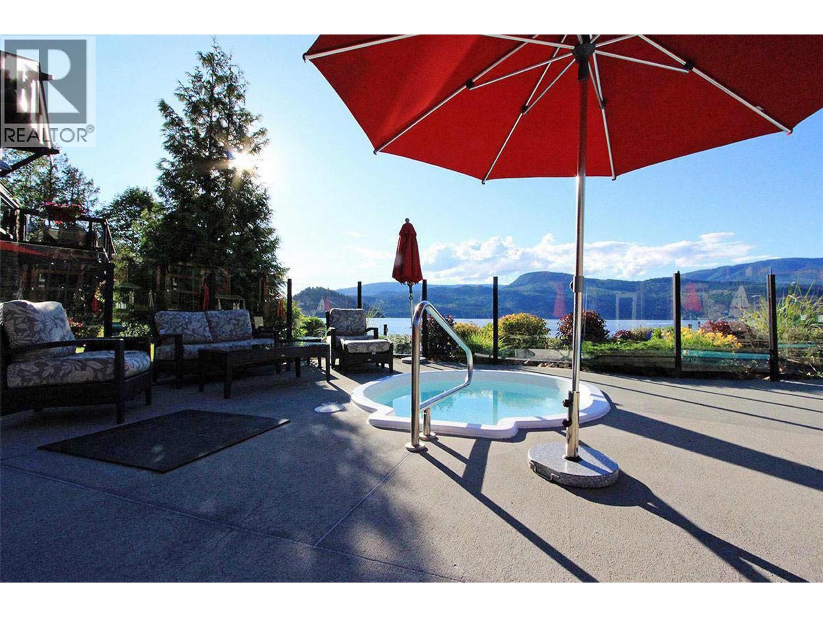 2479 Eagle Bay Road Unit# 17, Blind Bay