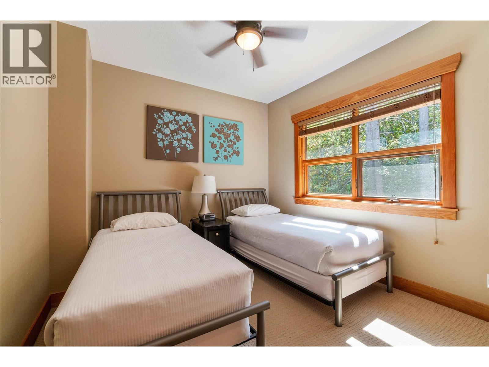 2479 Eagle Bay Road Unit# 17, Blind Bay