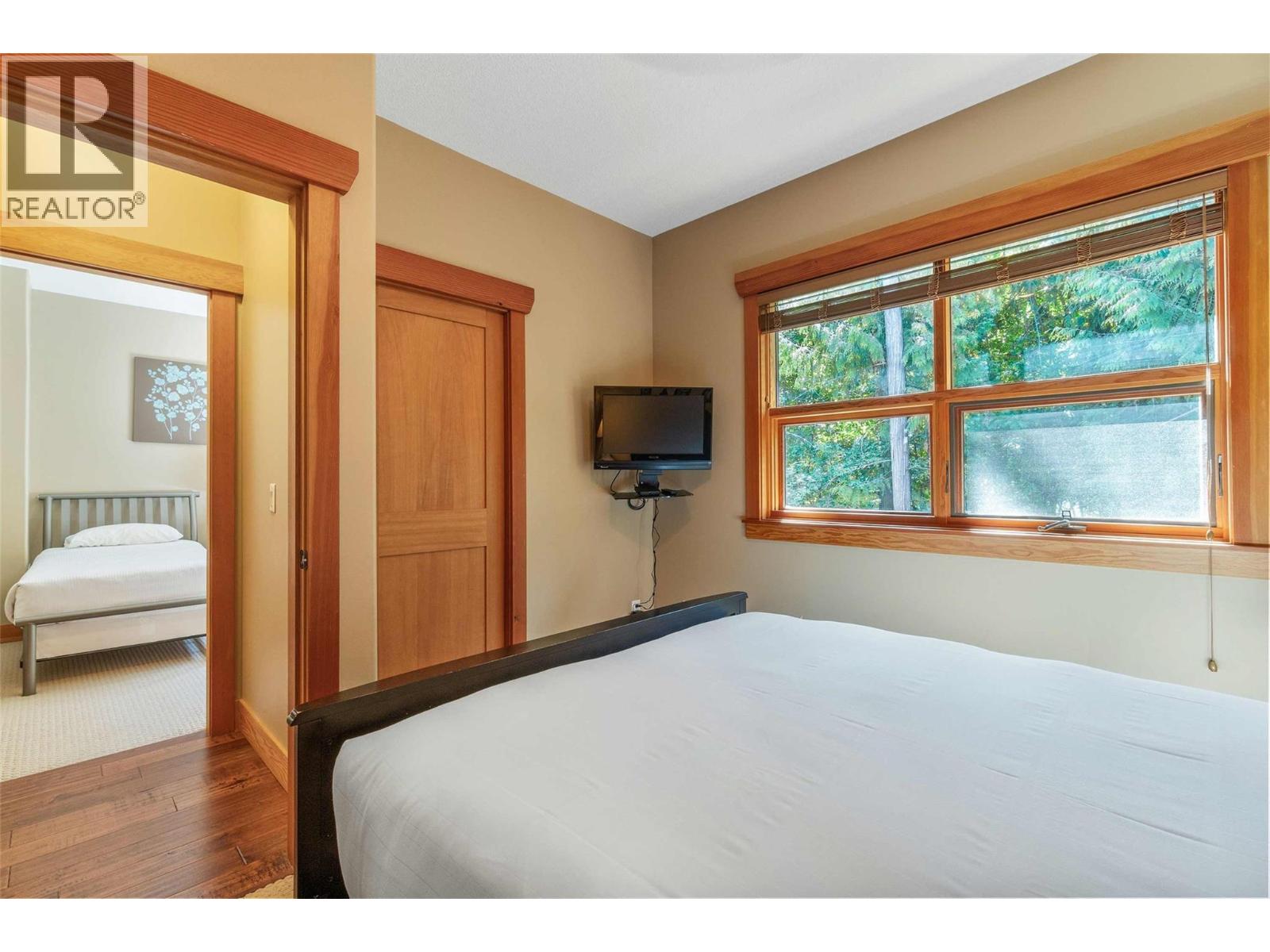 2479 Eagle Bay Road Unit# 17, Blind Bay