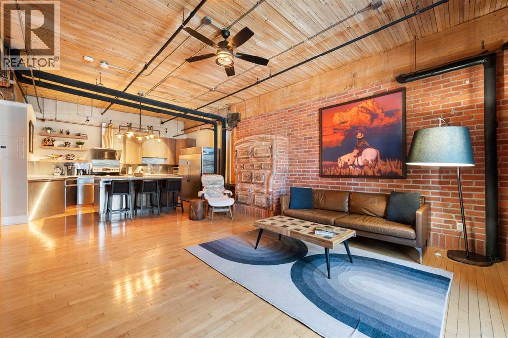 Single Family House Loft for Sale in    Avenue SW Beltline Calgary 