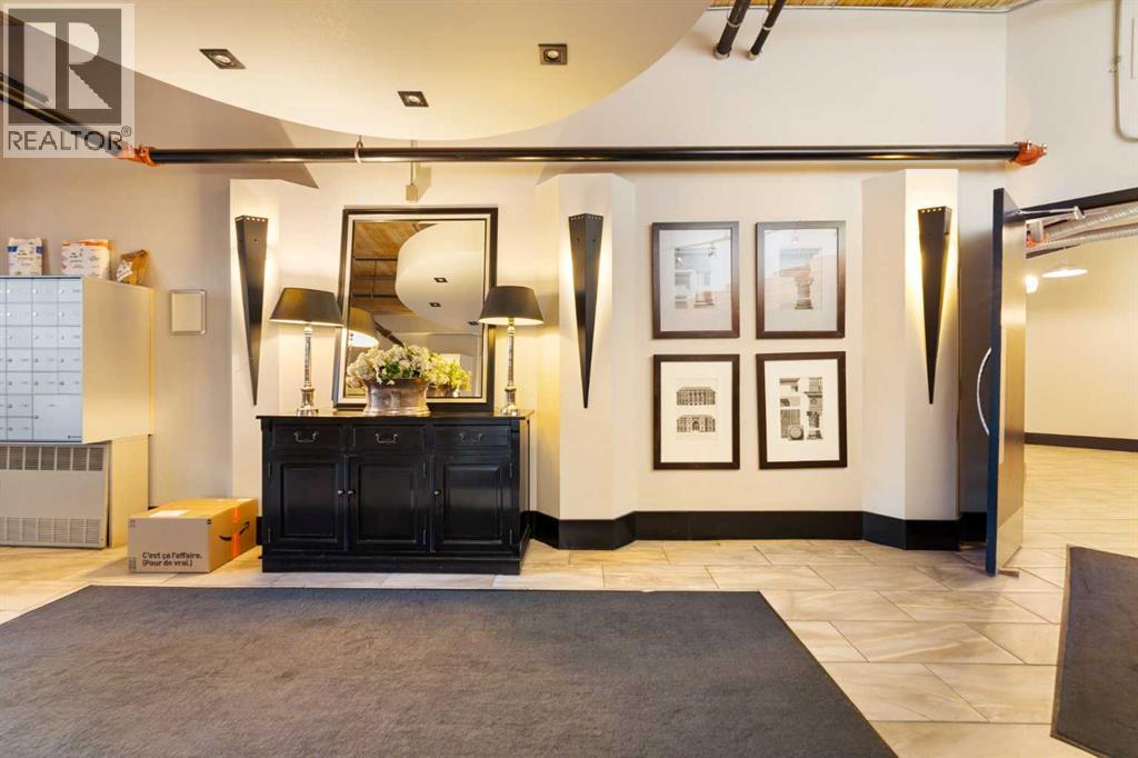 Single Family House Loft for Sale in    Avenue SW Beltline Calgary 