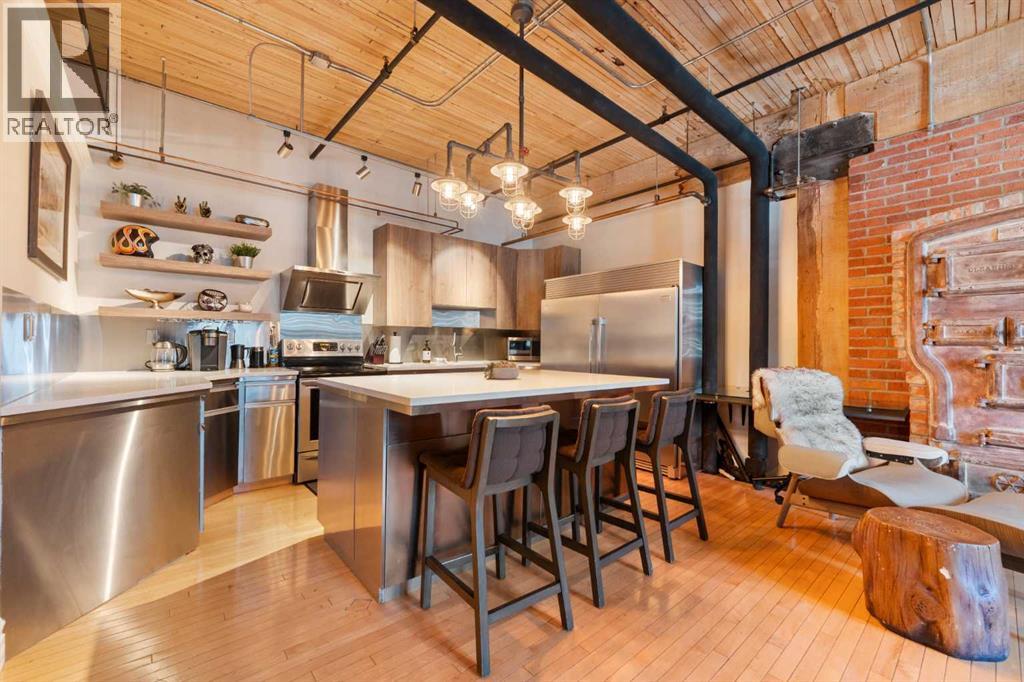 Single Family House Loft for Sale in    Avenue SW Beltline Calgary 