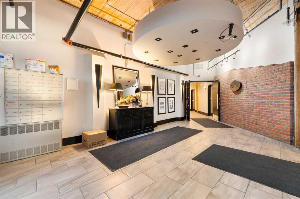 Single Family House Loft for Sale in    Avenue SW Beltline Calgary 
