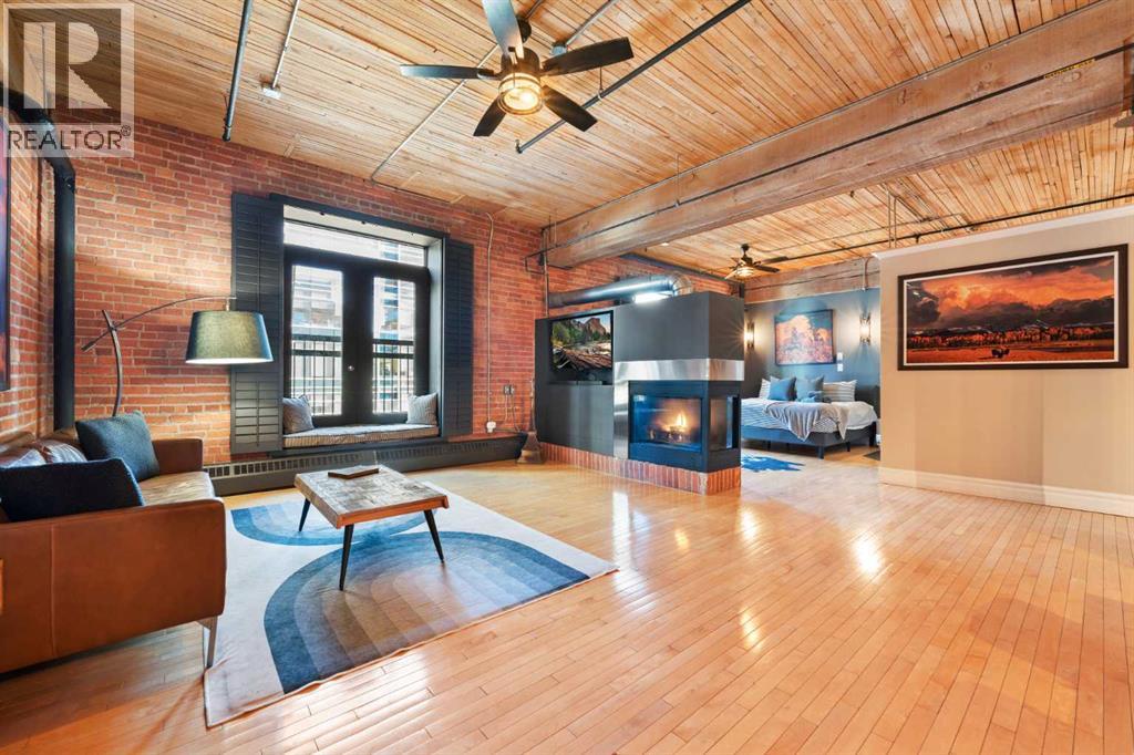 Single Family House Loft for Sale in    Avenue SW Beltline Calgary 
