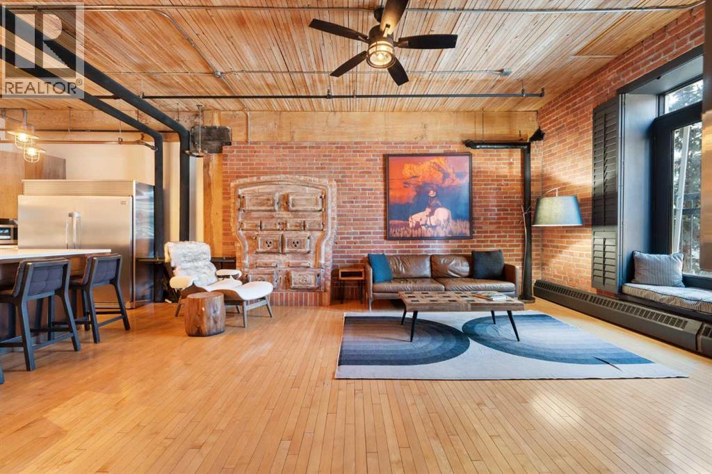 Single Family House Loft for Sale in    Avenue SW Beltline Calgary 