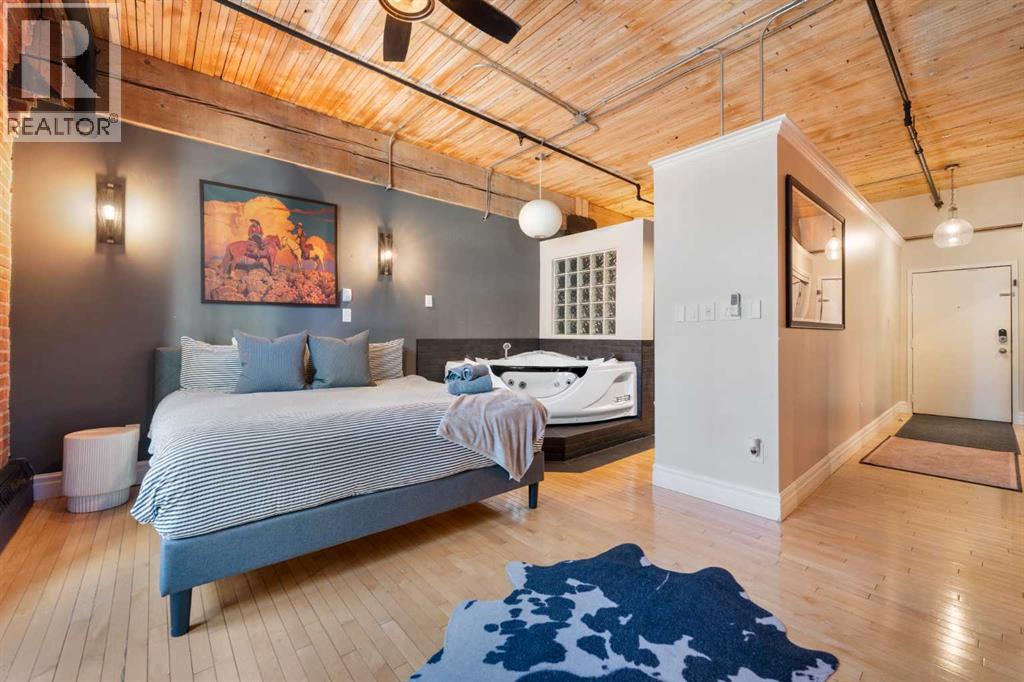 Single Family House Loft for Sale in    Avenue SW Beltline Calgary 