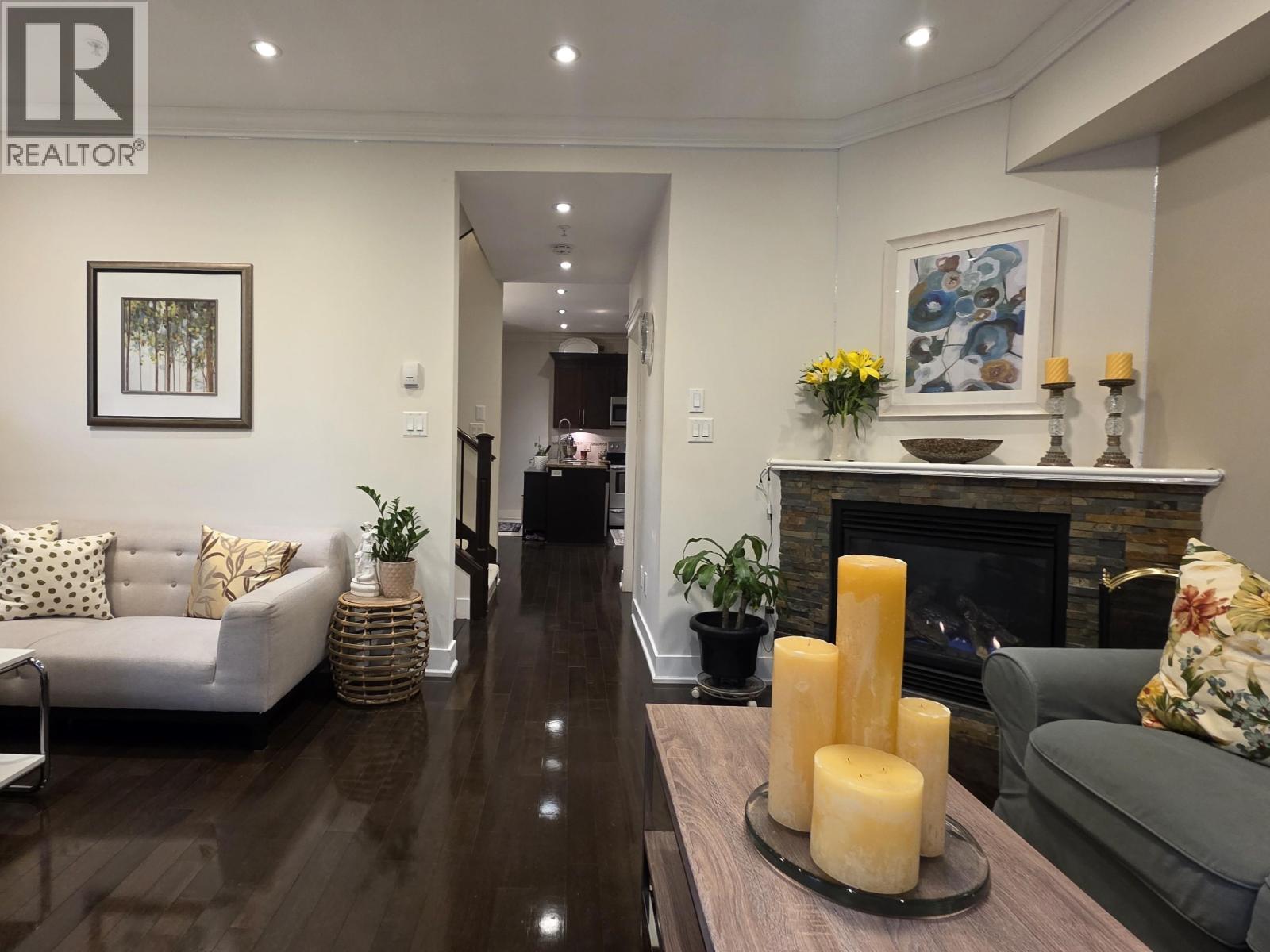 665 W 15TH STREET, North Vancouver