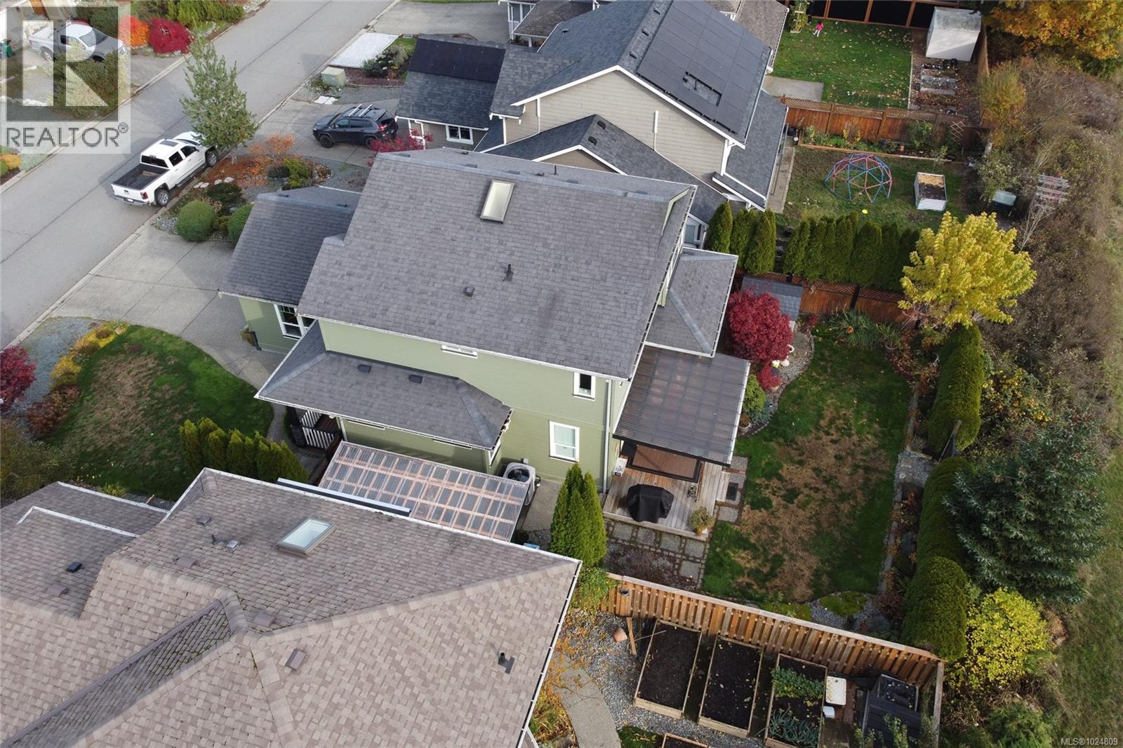 1922 FALCON CRES - 46