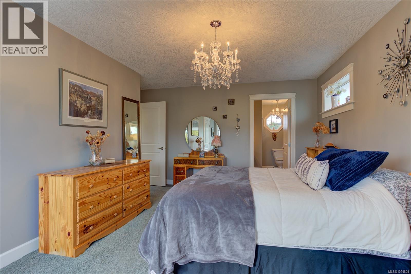 1922 FALCON CRES - 27