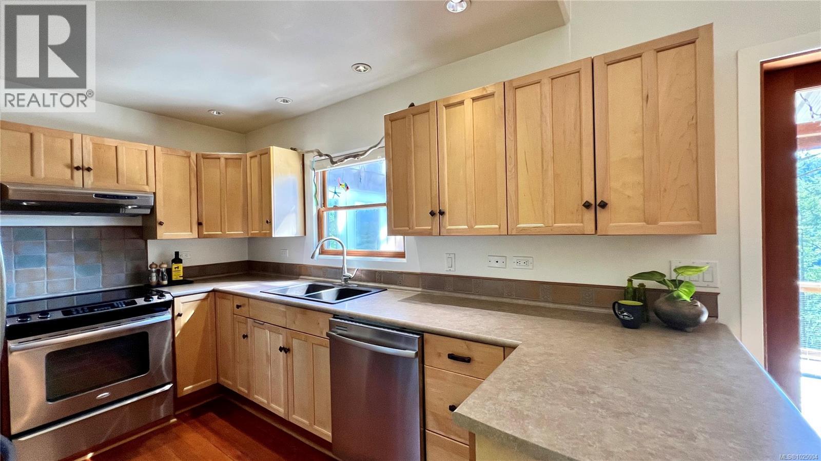 231 Halibut Hill Rd, Mudge Island