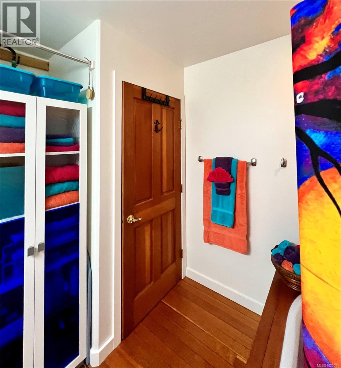 231 Halibut Hill Rd, Mudge Island