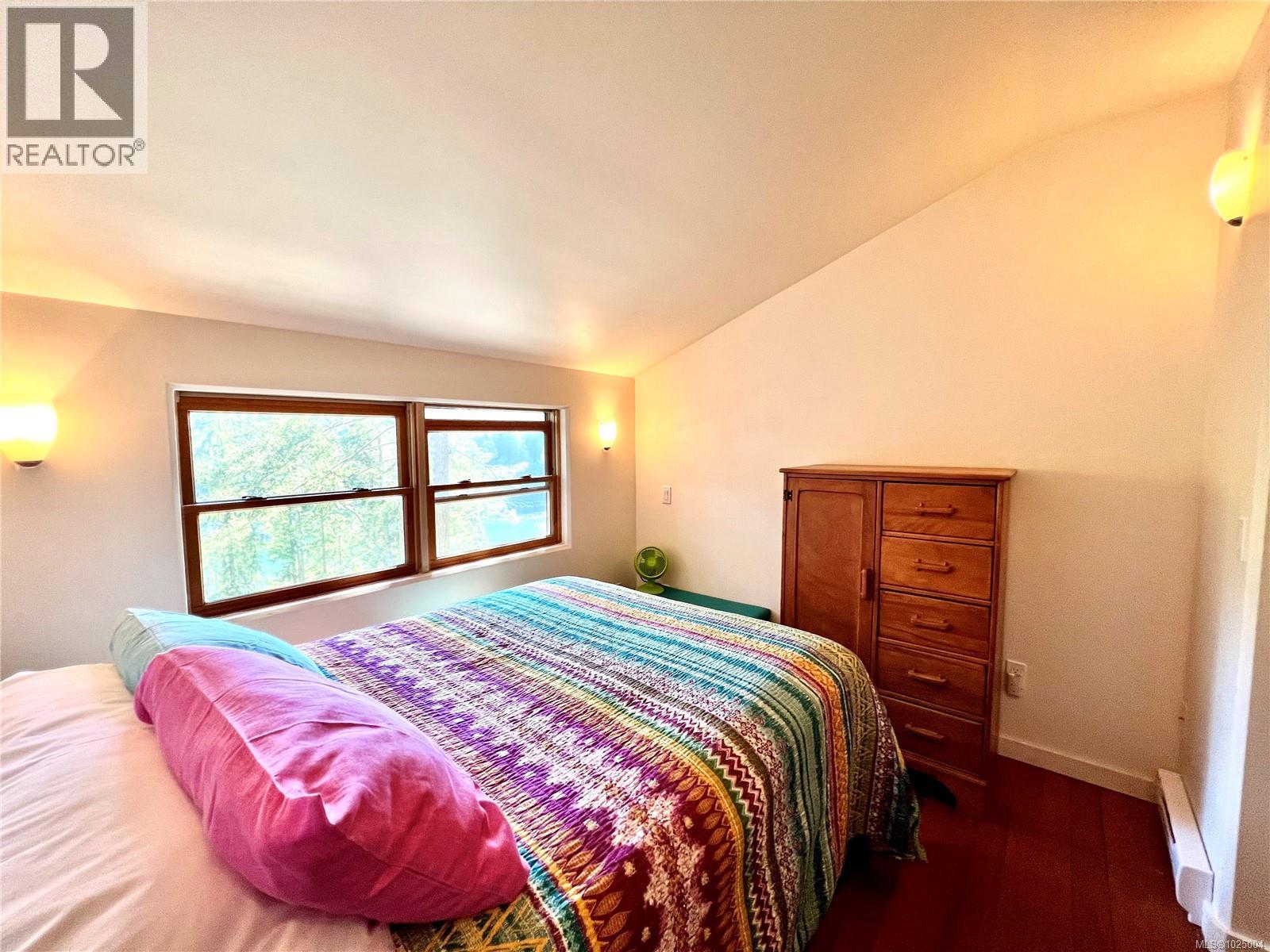 231 Halibut Hill Rd, Mudge Island