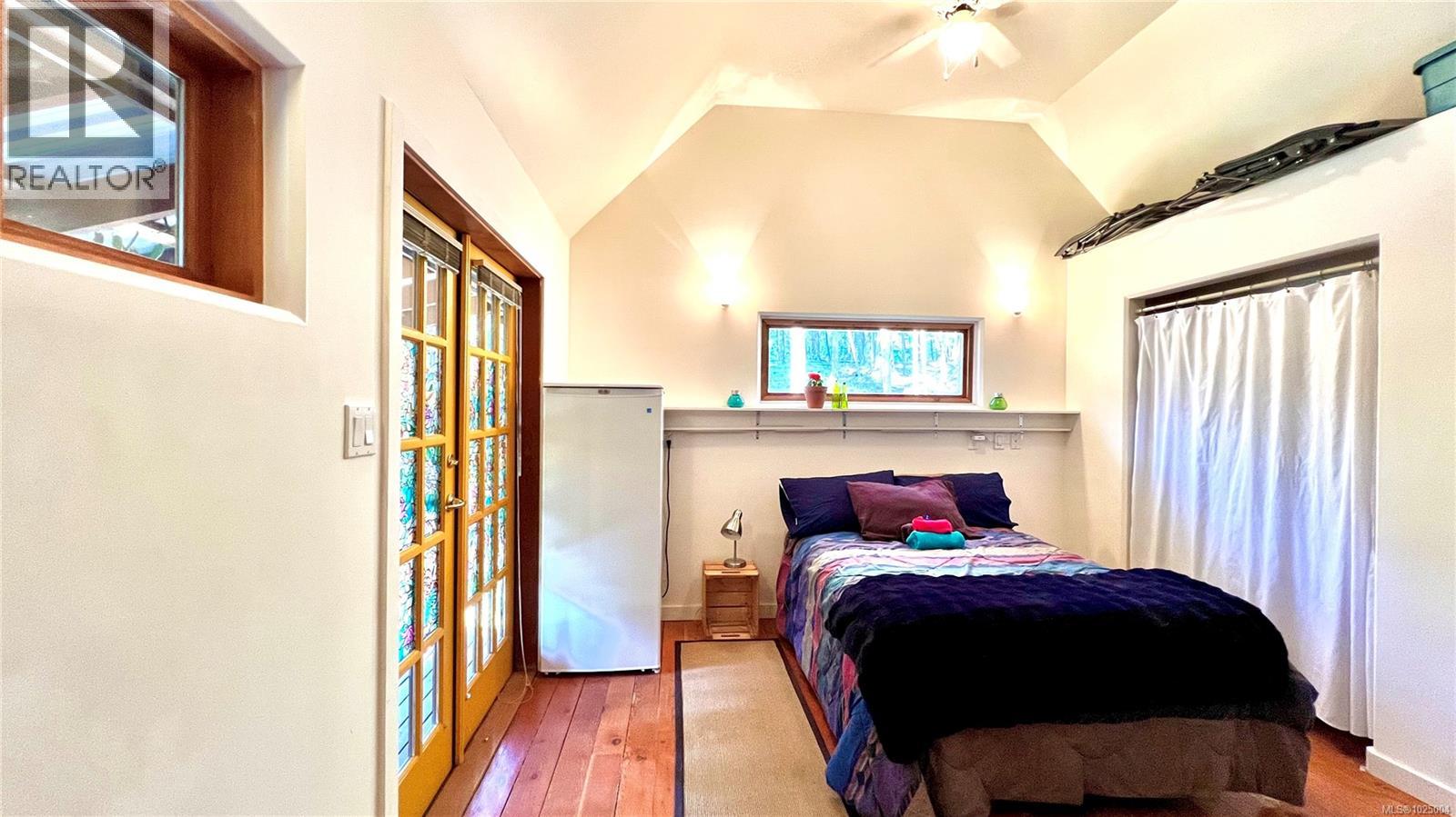 231 Halibut Hill Rd, Mudge Island