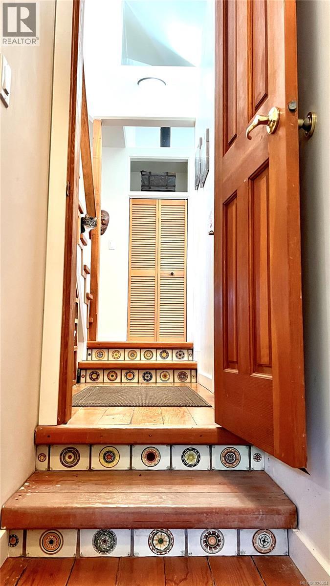 231 Halibut Hill Rd, Mudge Island