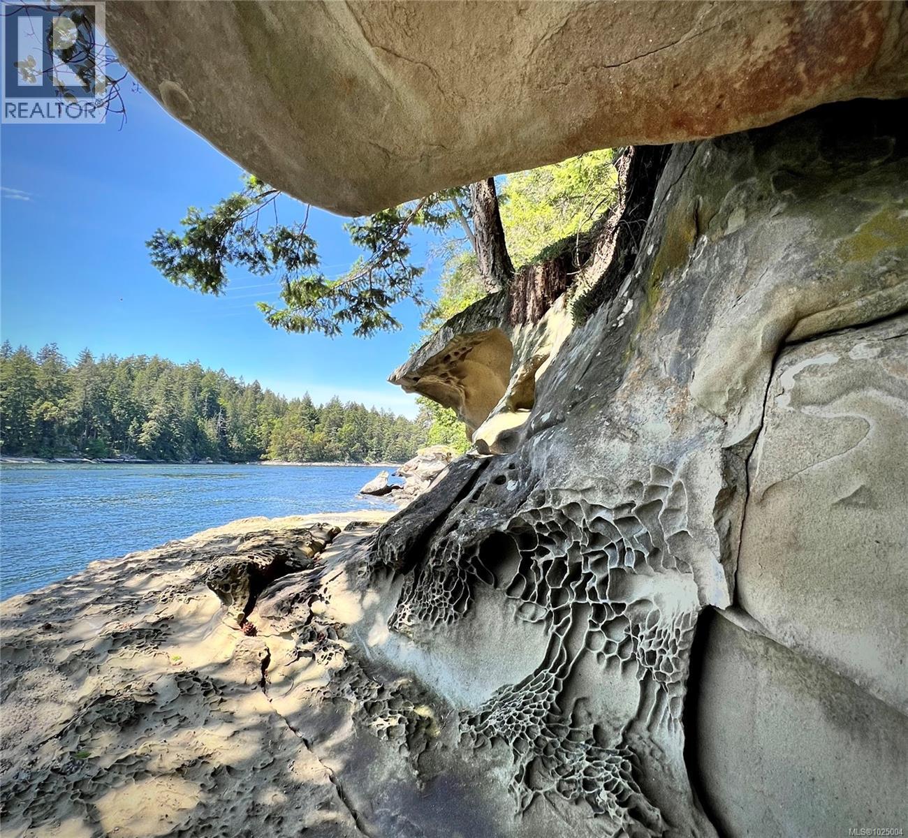 231 Halibut Hill Rd, Mudge Island