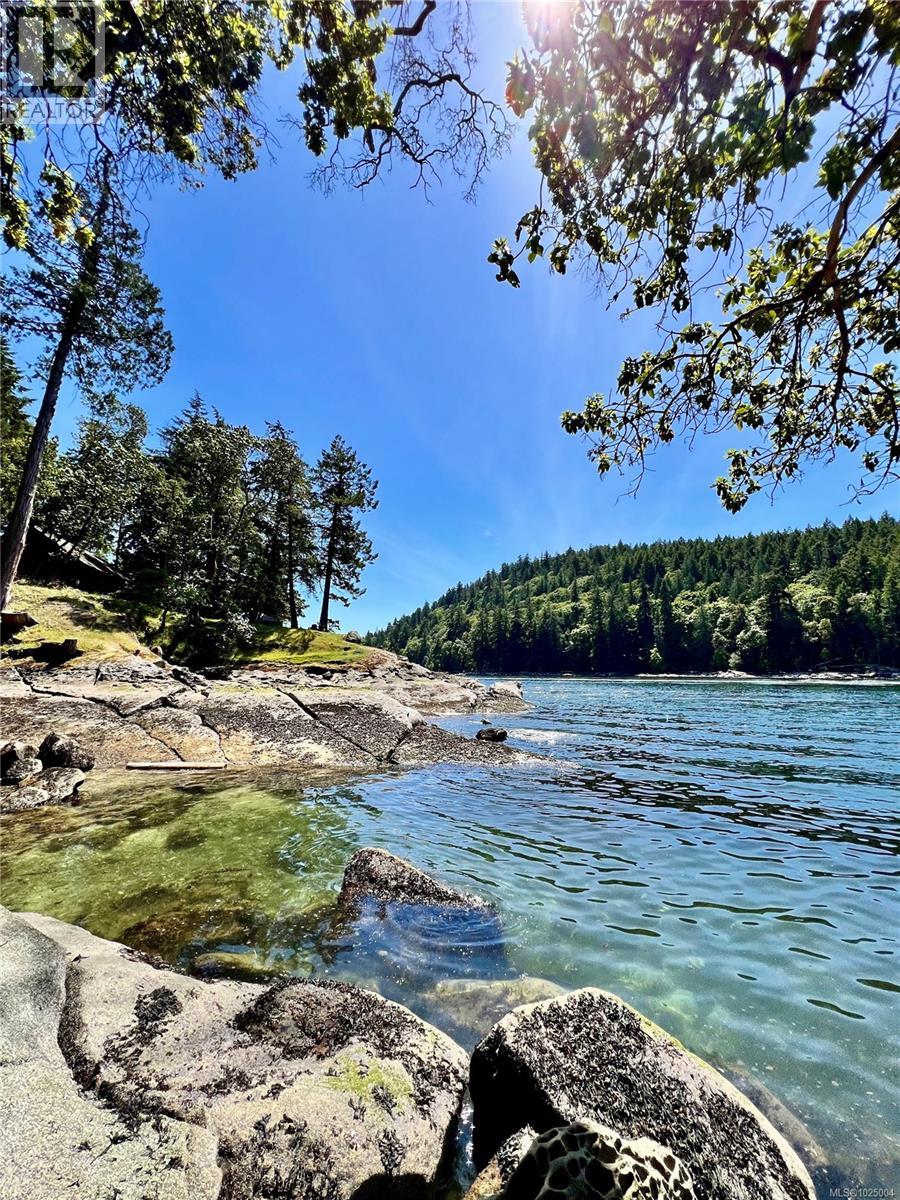 231 Halibut Hill Rd, Mudge Island