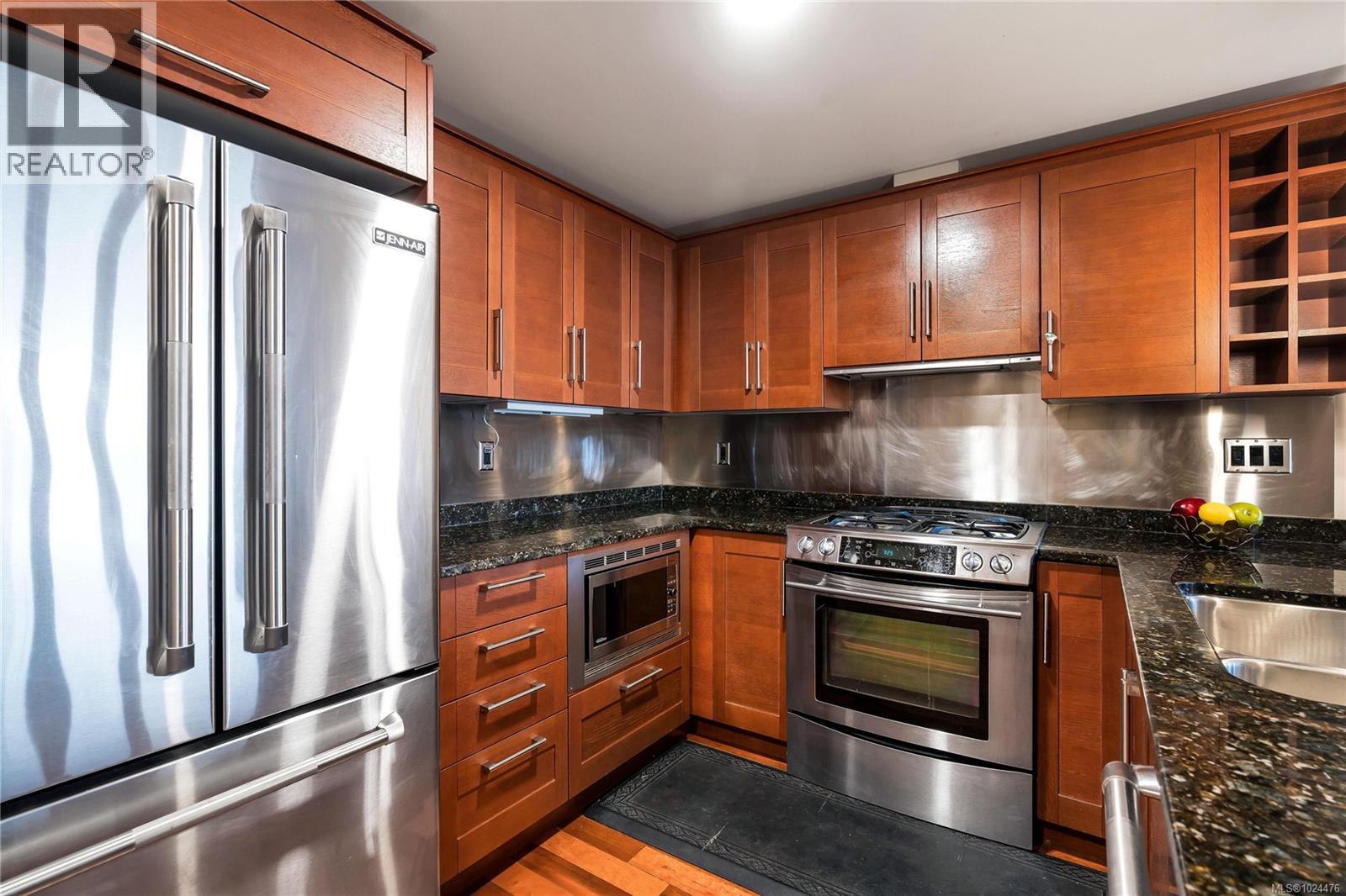 S1104 737 Humboldt Street, Victoria