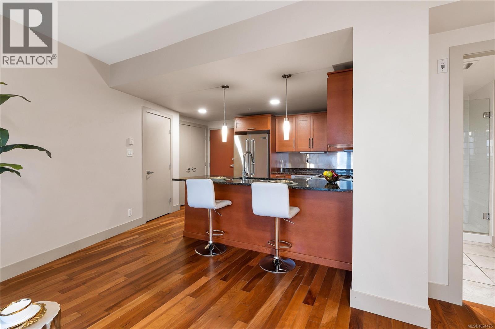 S1104 737 Humboldt Street, Victoria