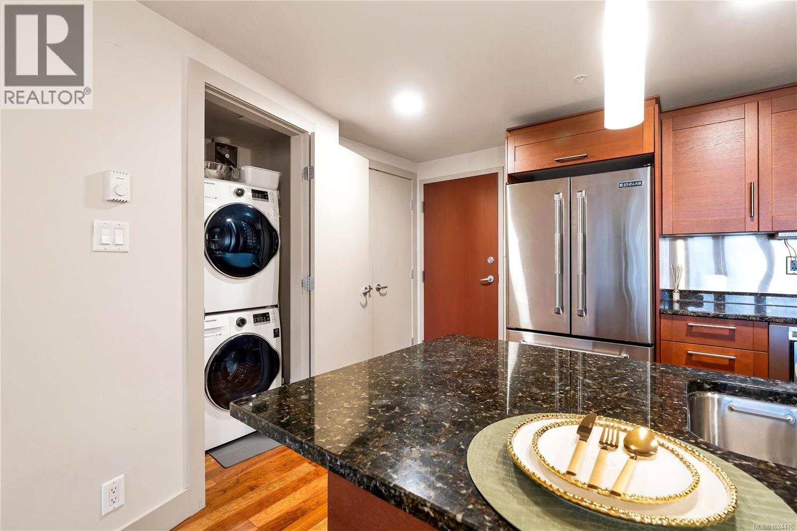 S1104 737 Humboldt Street, Victoria