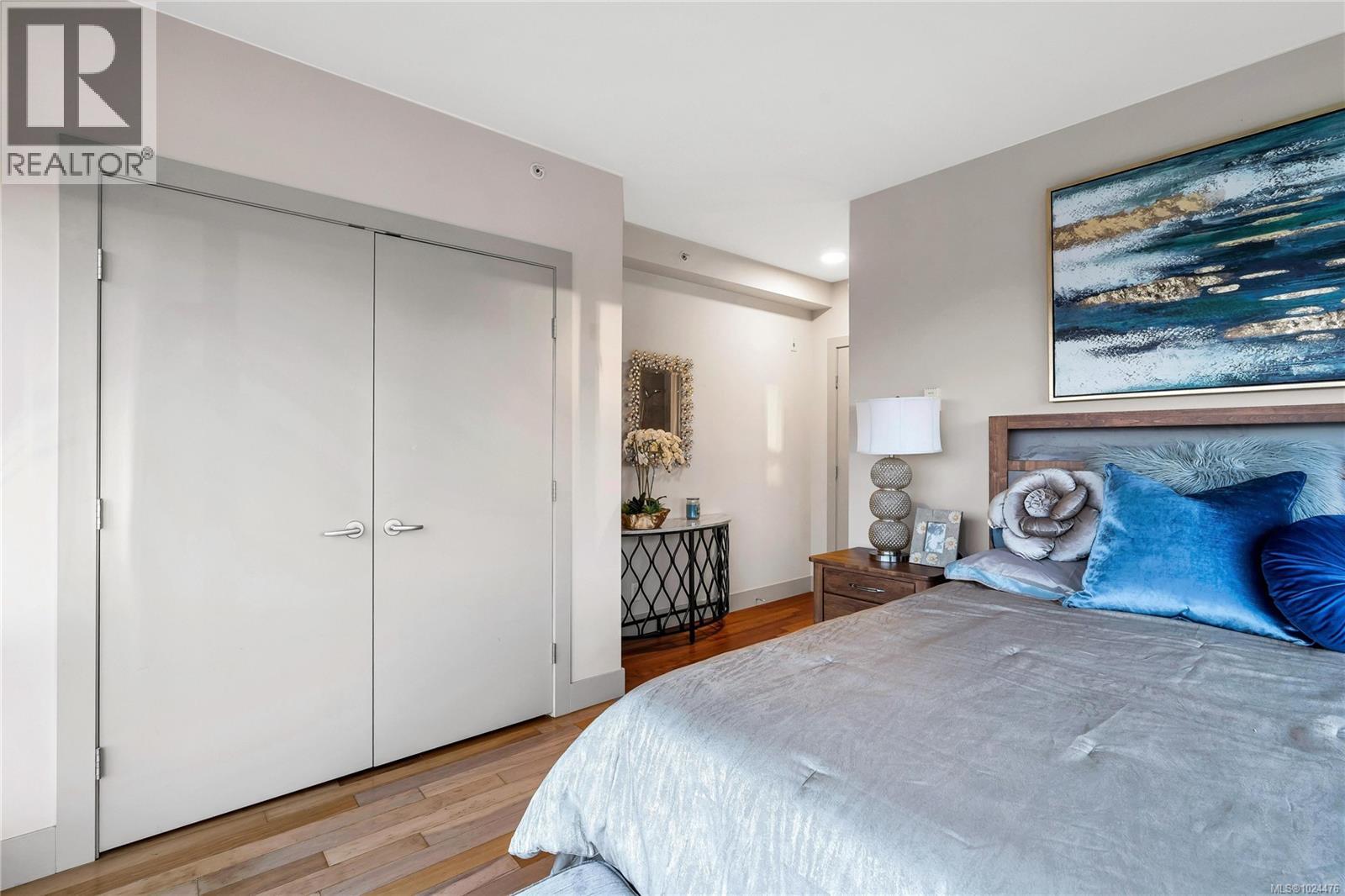 S1104 737 Humboldt Street, Victoria