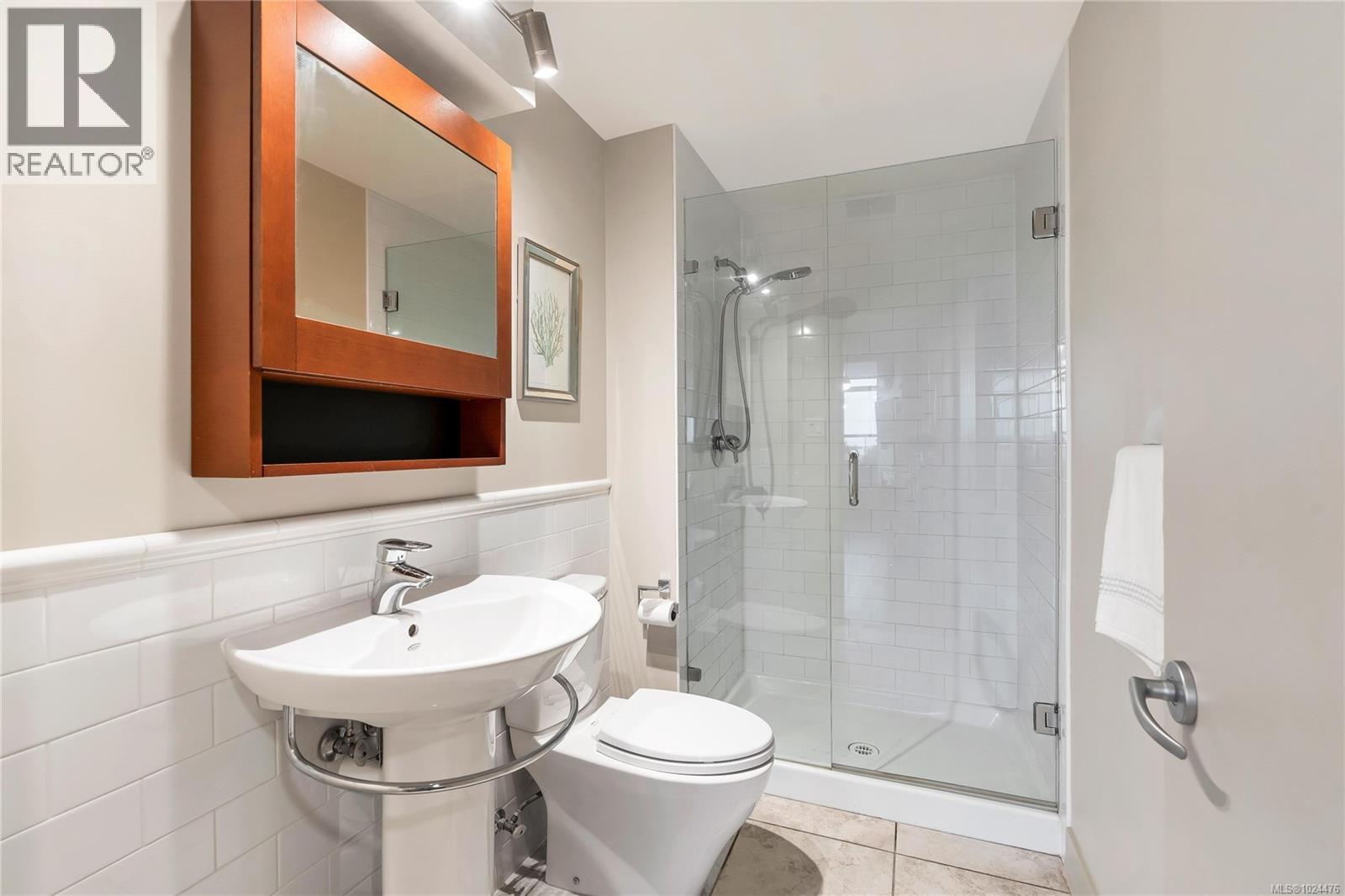 S1104 737 Humboldt Street, Victoria