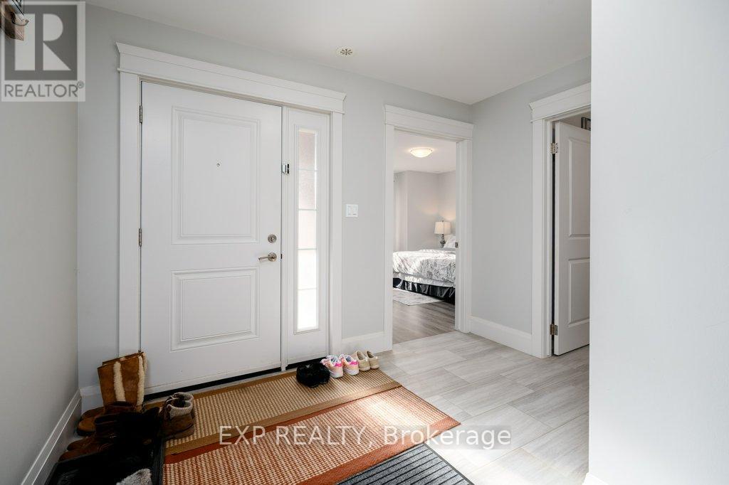 9 CARDINAL COURT - Photo 5 of 24, Brighton, Ontario