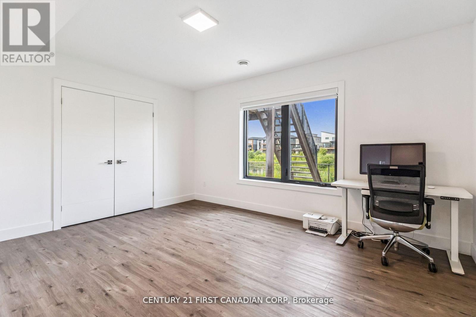 1429 MEDWAY PARK DRIVE - 38