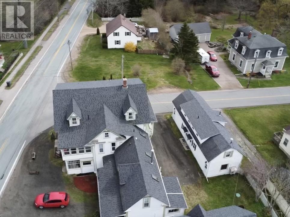 Property 2 of 48 of 10352 1 Highway