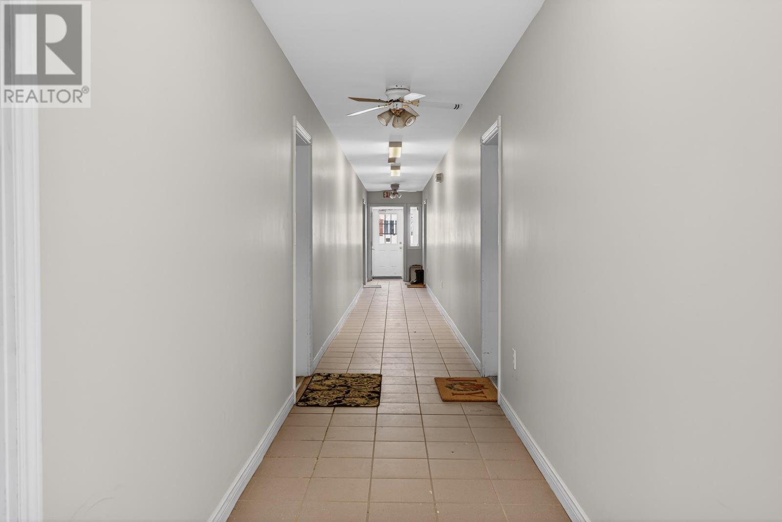 125 Lady Slipper Drive N - 4