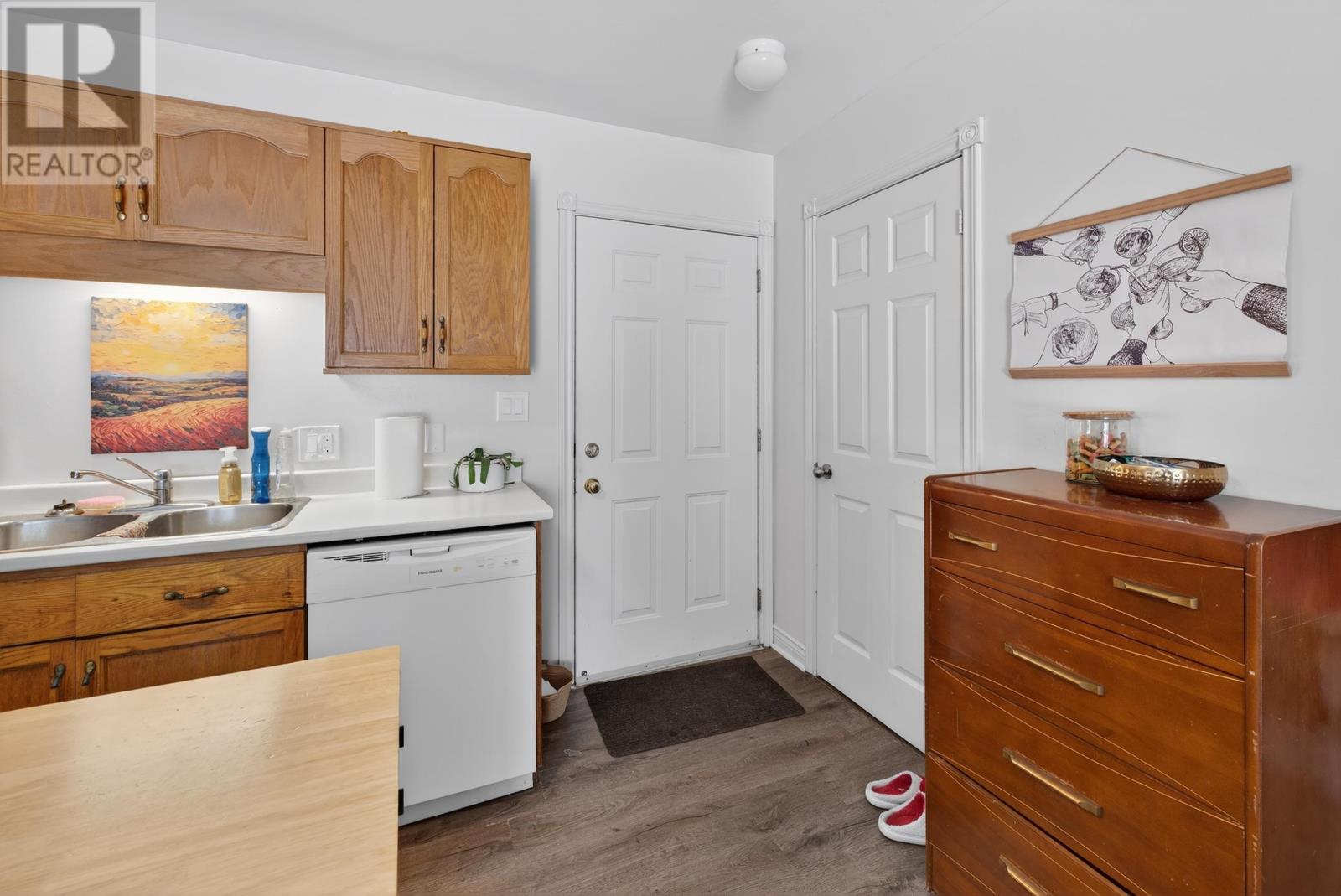 125 Lady Slipper Drive N - 10