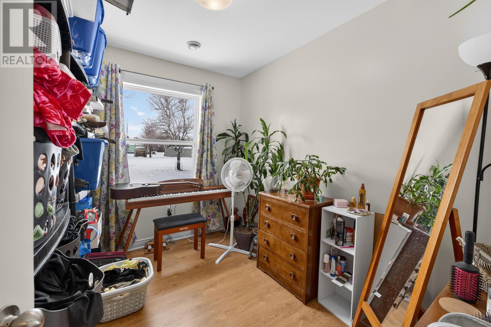 125 LADY SLIPPER DRIVE N - 34