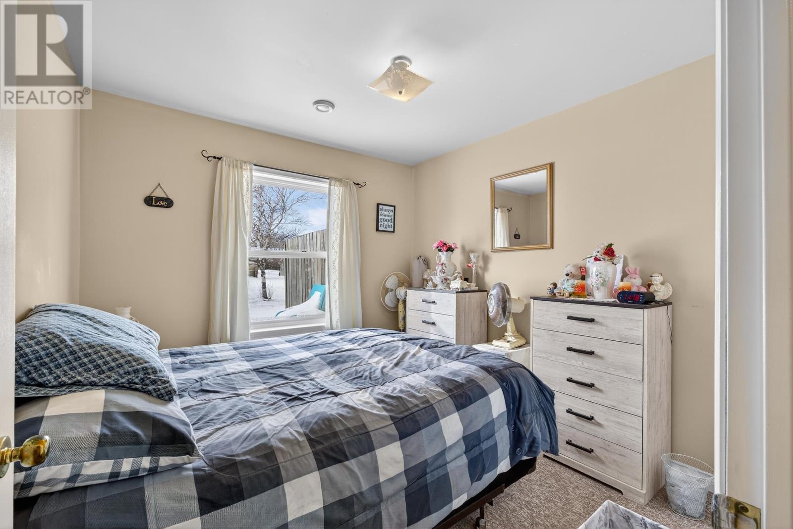 125 Lady Slipper Drive N - 27