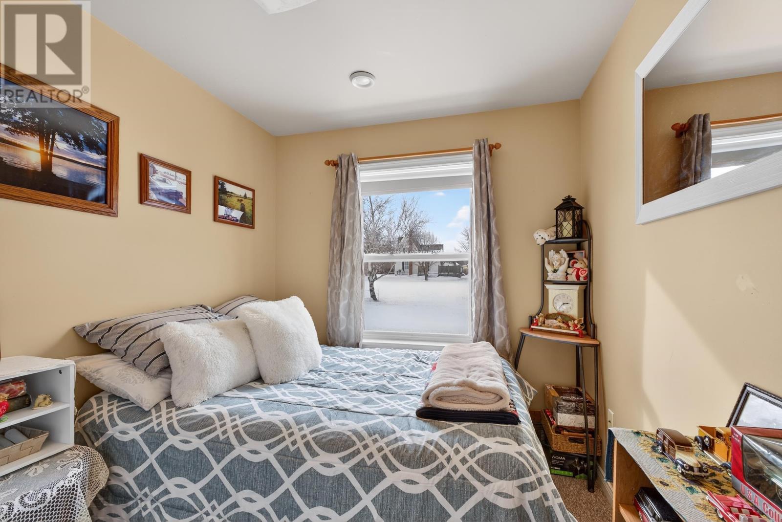 125 Lady Slipper Drive N - 28